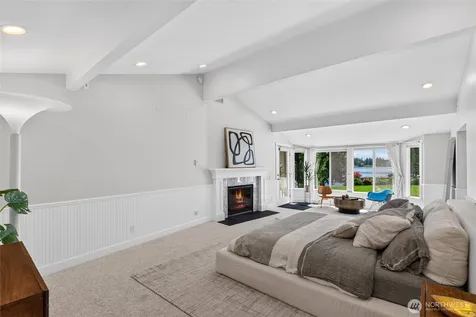 21017 Snag Island Drive East Lake Tapps WA 98391
