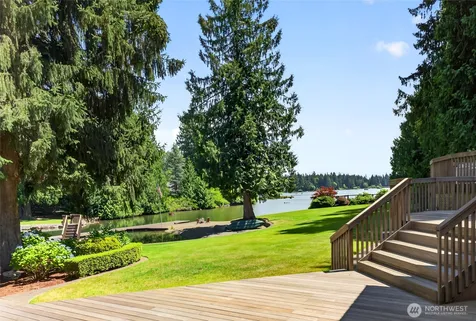 21017 Snag Island Drive East Lake Tapps WA 98391