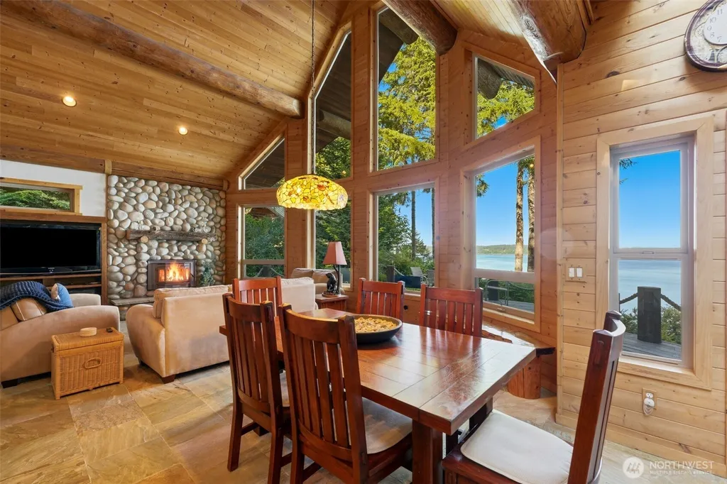151 E Tamarack Lane Shelton WA 98584