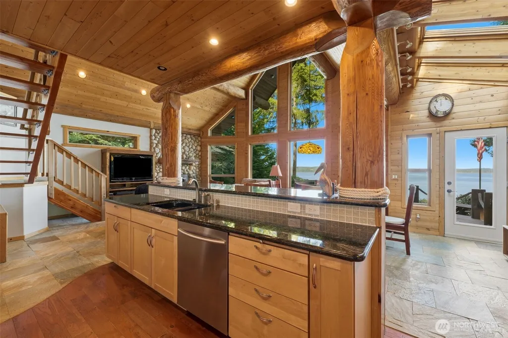 151 E Tamarack Lane Shelton WA 98584