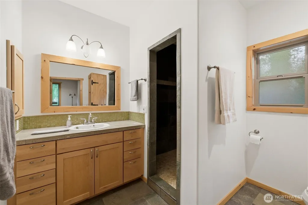 151 E Tamarack Lane Shelton WA 98584