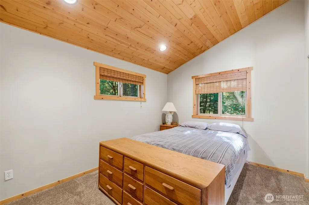 151 E Tamarack Lane Shelton WA 98584