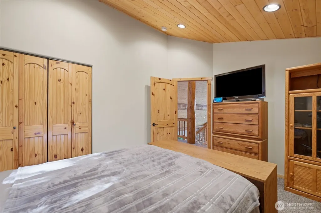 151 E Tamarack Lane Shelton WA 98584