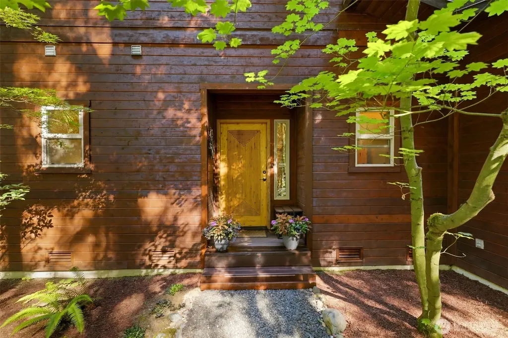 151 E Tamarack Lane Shelton WA 98584