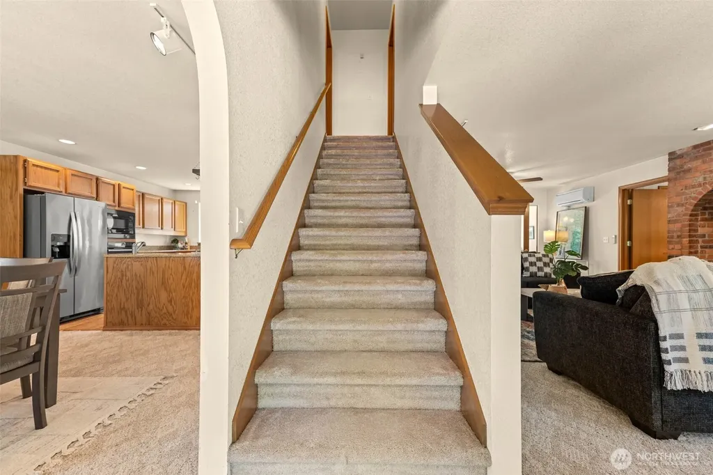 654 9th Avenue Fox Island WA 98333