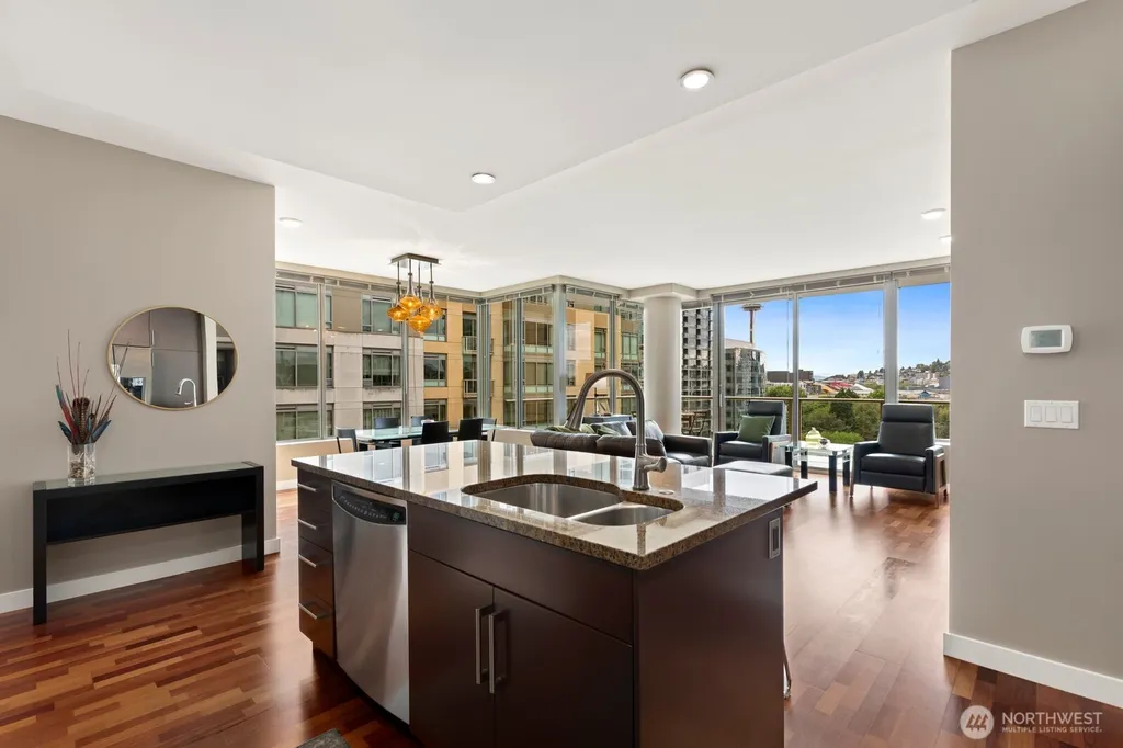 910 Lenora Street Seattle WA 98121