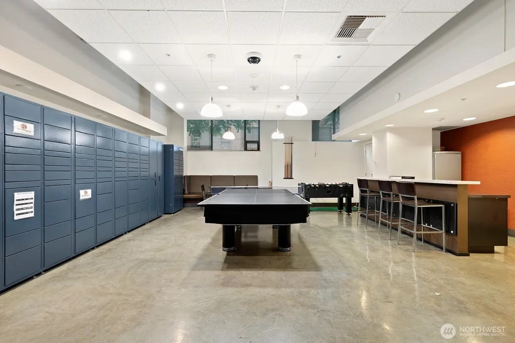 910 Lenora Street Seattle WA 98121