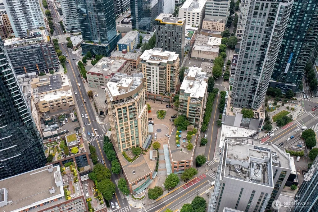 910 Lenora Street Seattle WA 98121