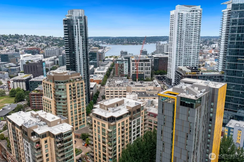 910 Lenora Street Seattle WA 98121