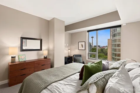 910 Lenora Street Seattle WA 98121
