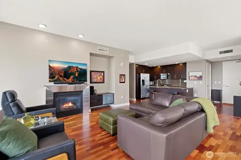 910 Lenora Street Seattle WA 98121