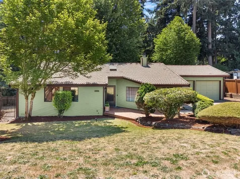 8904 121st Street Puyallup WA 98373