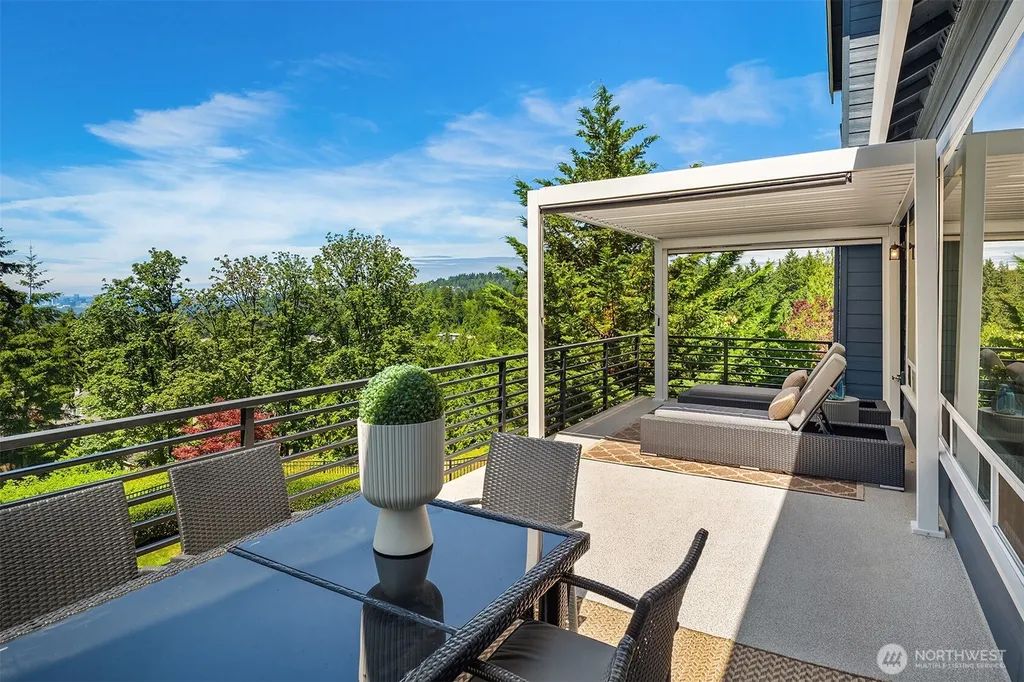 13907 SE 81st Place Newcastle WA 98059