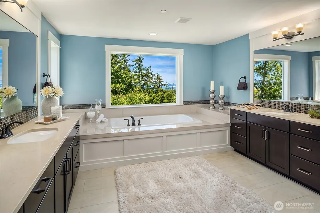 13907 SE 81st Place Newcastle WA 98059