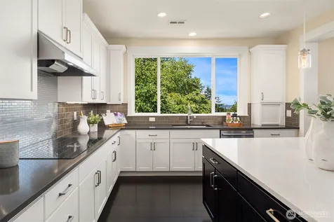 13907 SE 81st Place Newcastle WA 98059