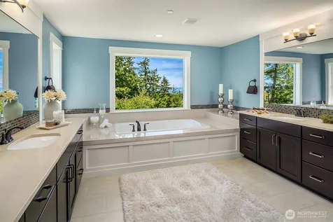 13907 SE 81st Place Newcastle WA 98059