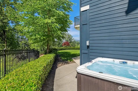 13907 SE 81st Place Newcastle WA 98059