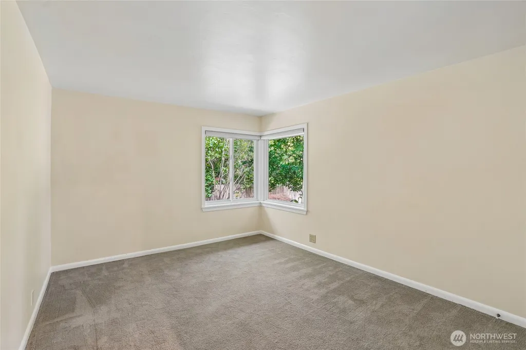 3004 SW Barton Street Seattle WA 98126