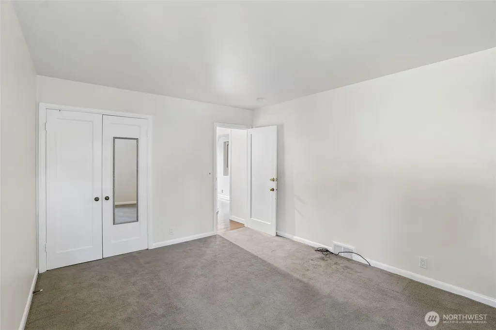 3004 SW Barton Street Seattle WA 98126