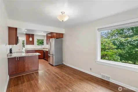 3004 SW Barton Street Seattle WA 98126