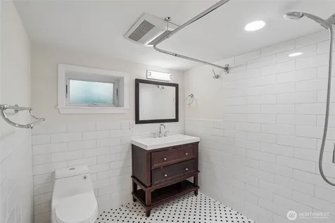3004 SW Barton Street Seattle WA 98126