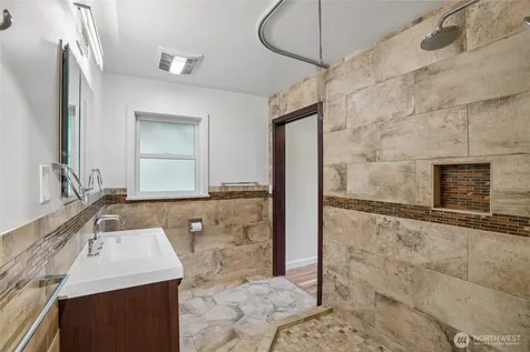 3004 SW Barton Street Seattle WA 98126