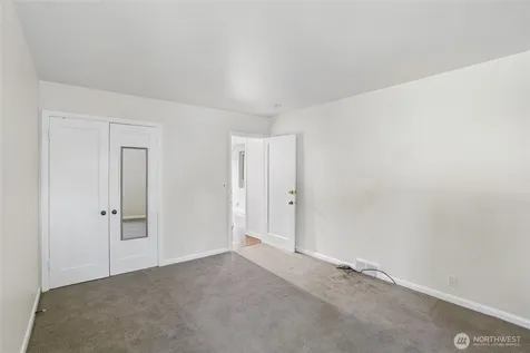 3004 SW Barton Street Seattle WA 98126
