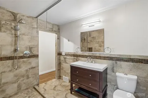 3004 SW Barton Street Seattle WA 98126
