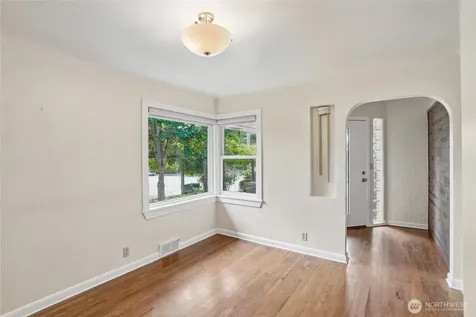 3004 SW Barton Street Seattle WA 98126