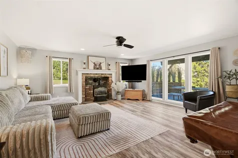 39301 Sterling Valley Road N Lincoln WA 99147