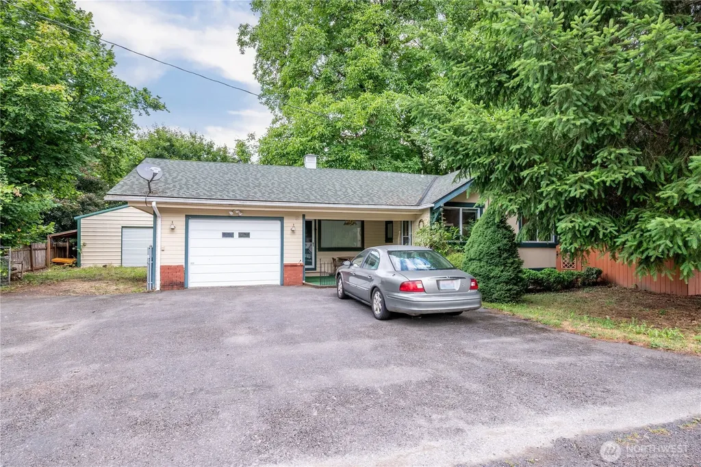 621 S Second Street Toledo WA 98591