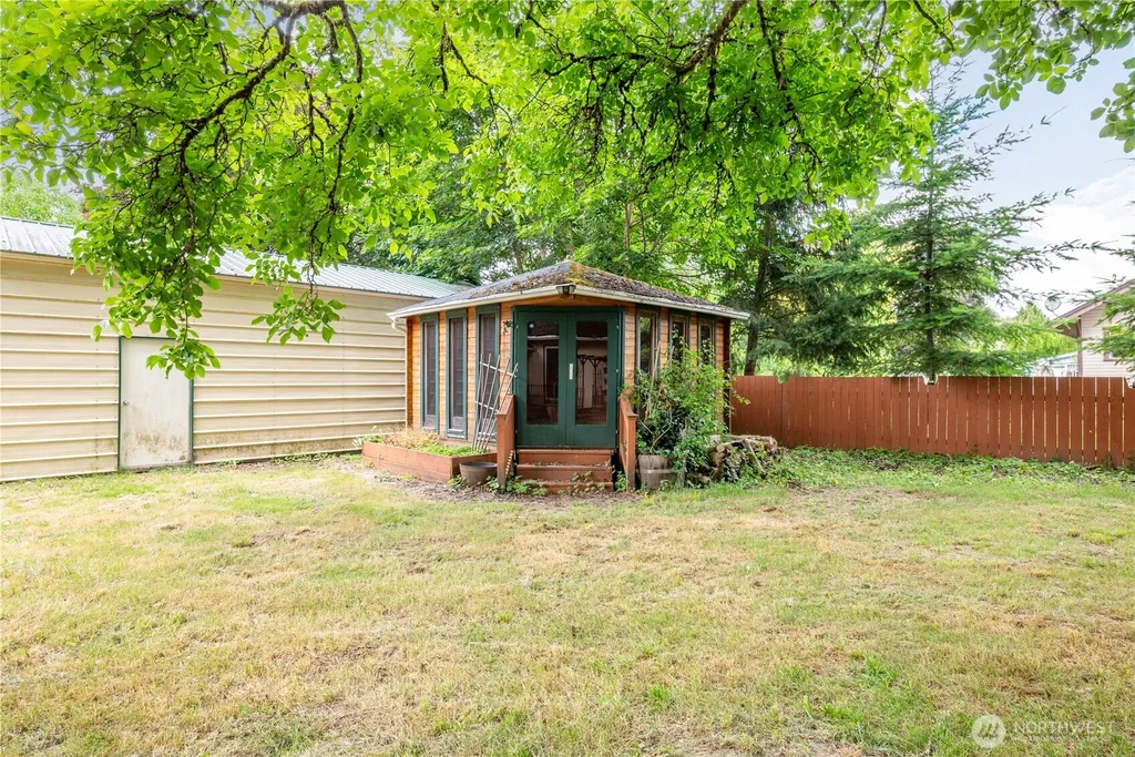 621 S Second Street Toledo WA 98591