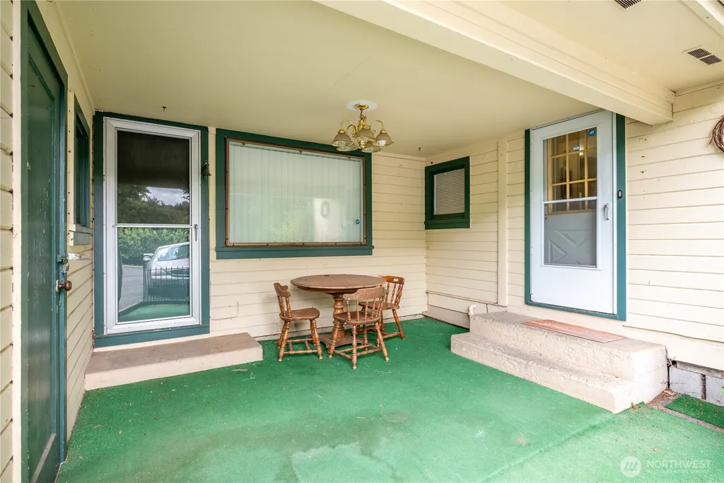 621 S Second Street Toledo WA 98591