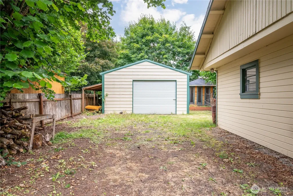 621 S Second Street Toledo WA 98591
