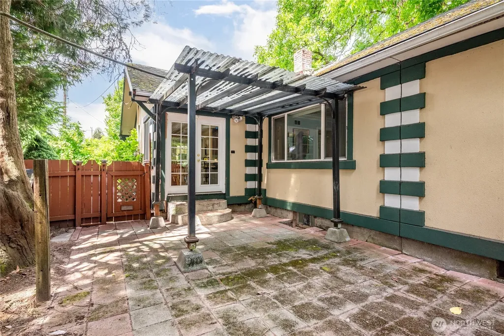 621 S Second Street Toledo WA 98591