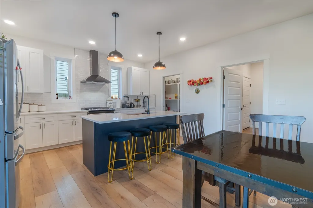 806 Mapleridge Drive Everson WA 98247
