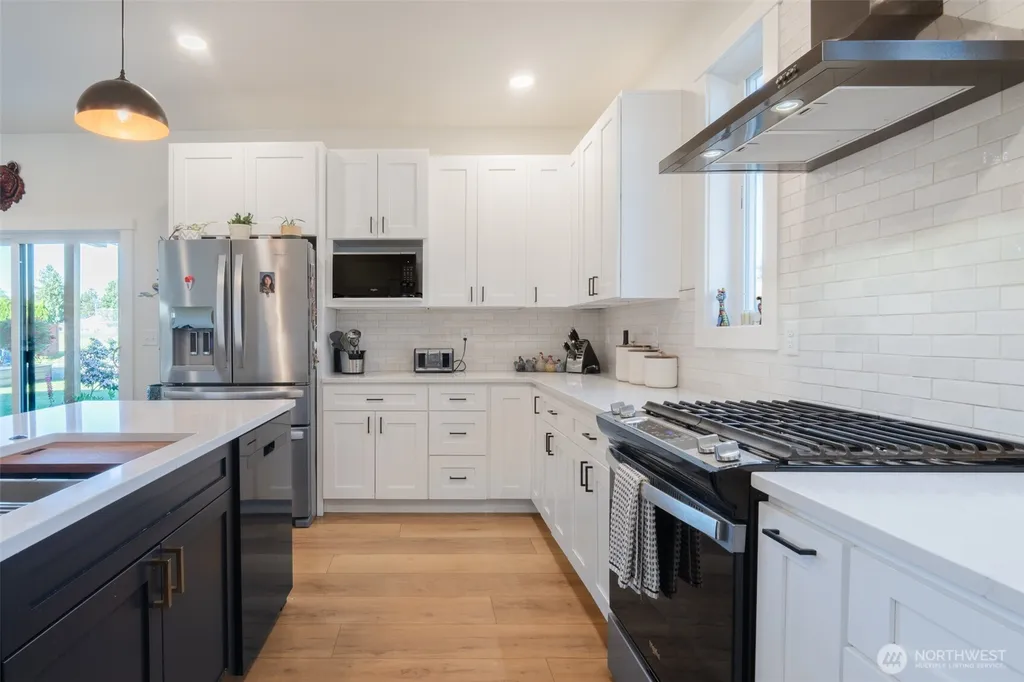 806 Mapleridge Drive Everson WA 98247