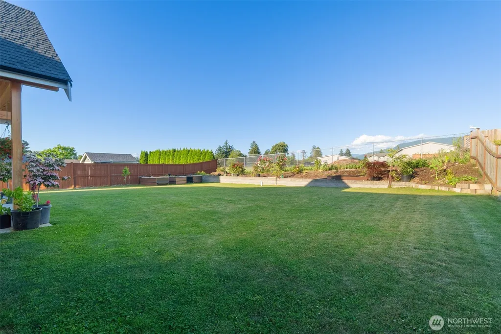 806 Mapleridge Drive Everson WA 98247