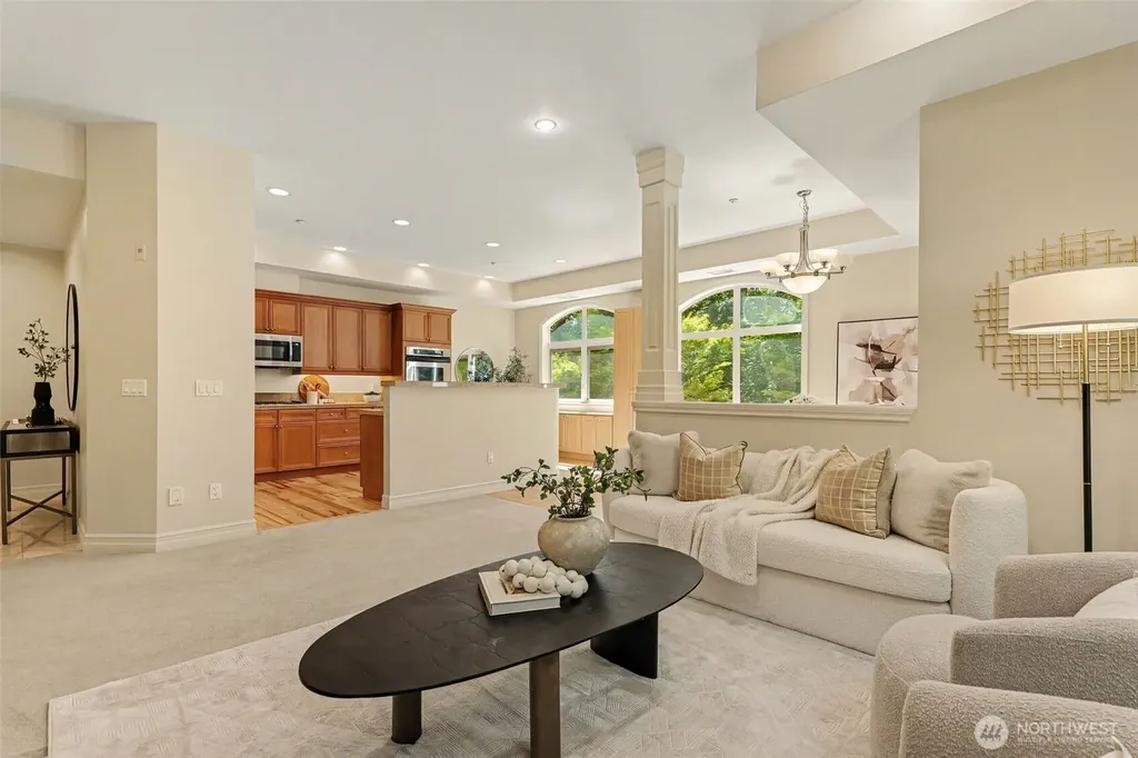 10398 NE 17 Street Bellevue WA 98004