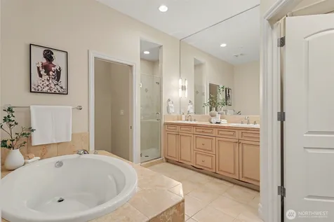 10398 NE 17 Street Bellevue WA 98004