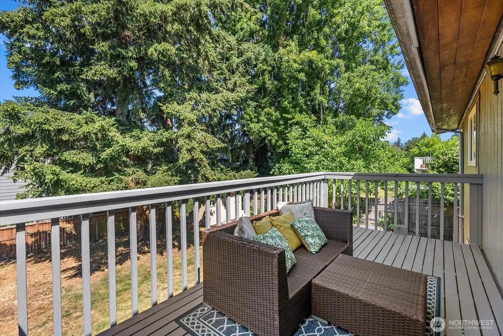 21639 104th Place SE Kent WA 98031