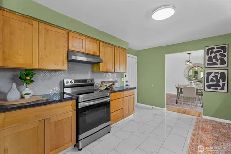 21639 104th Place SE Kent WA 98031
