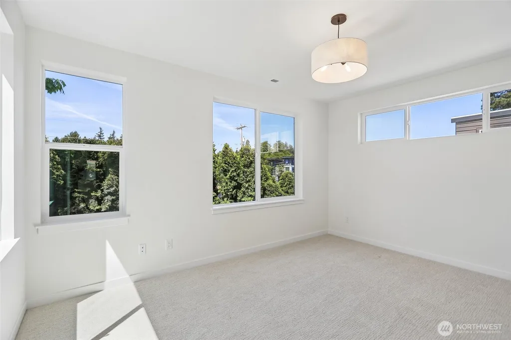 1516 147th Street Shoreline WA 98155