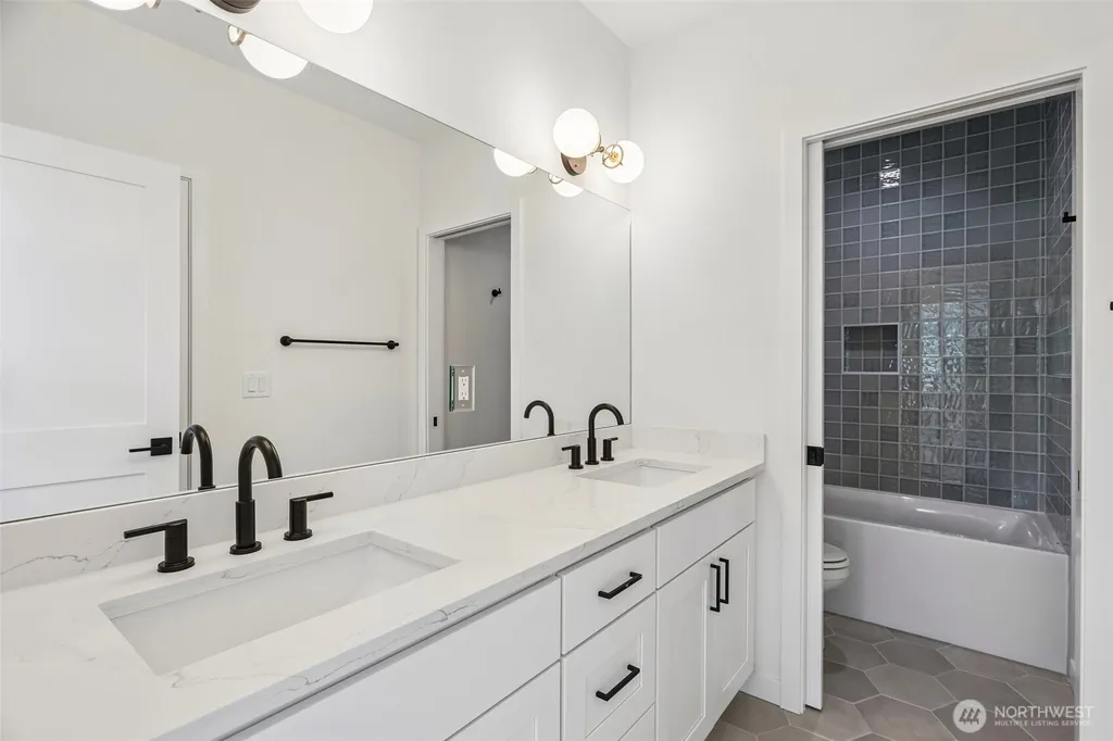 1516 147th Street Shoreline WA 98155