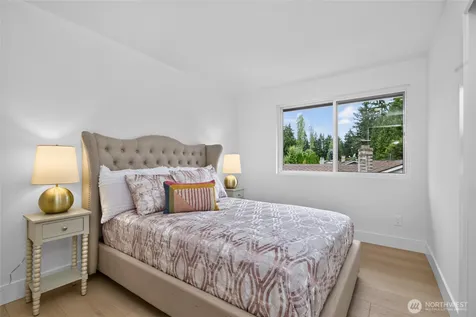 11720 NE 144th Place Kirkland WA 98034