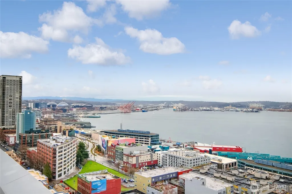 121 Vine Street Seattle WA 98121