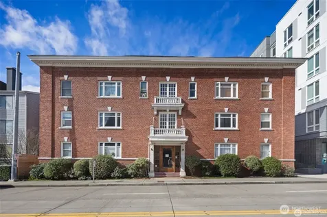 4725 15th Avenue NE Seattle WA 98105
