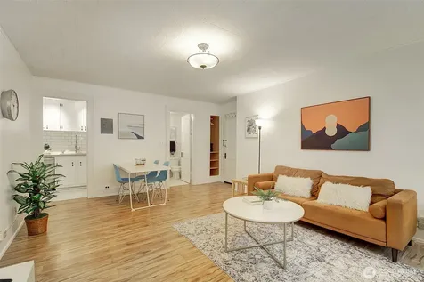 4725 15th Avenue NE Seattle WA 98105