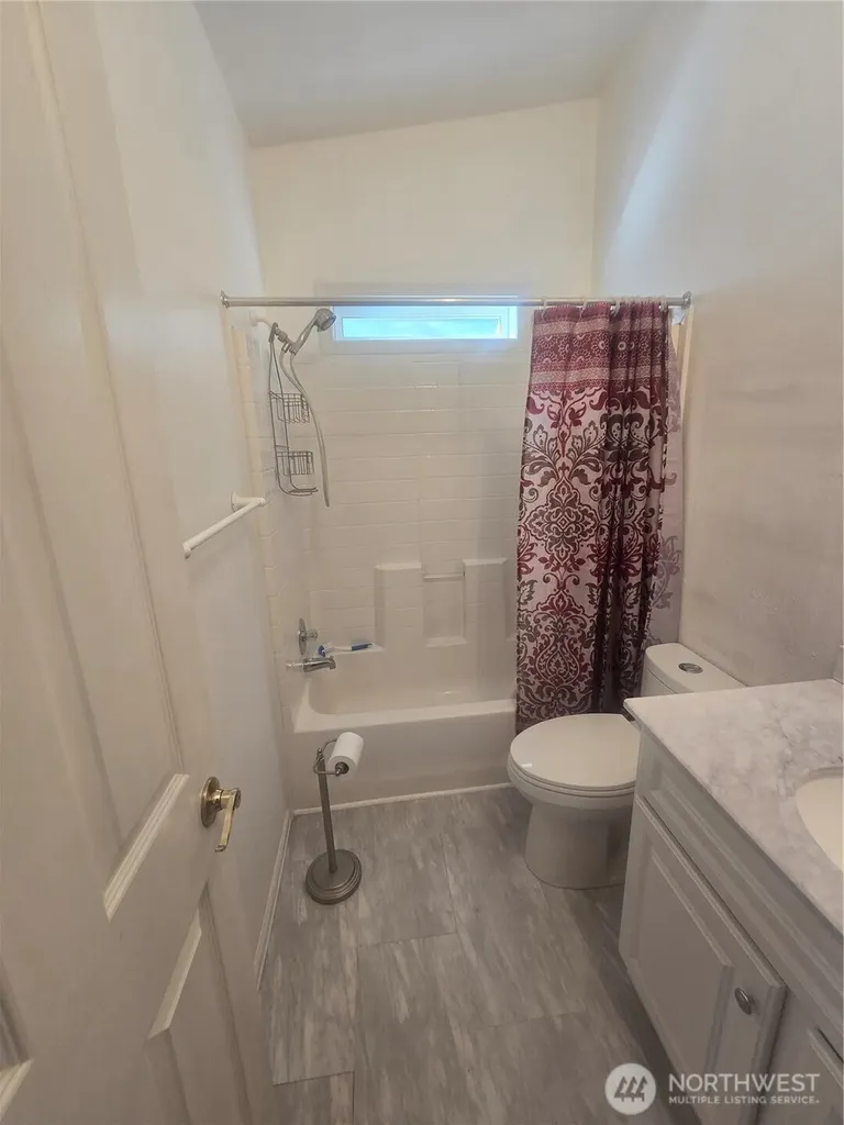24707 Sr 706 E Ashford WA 98304