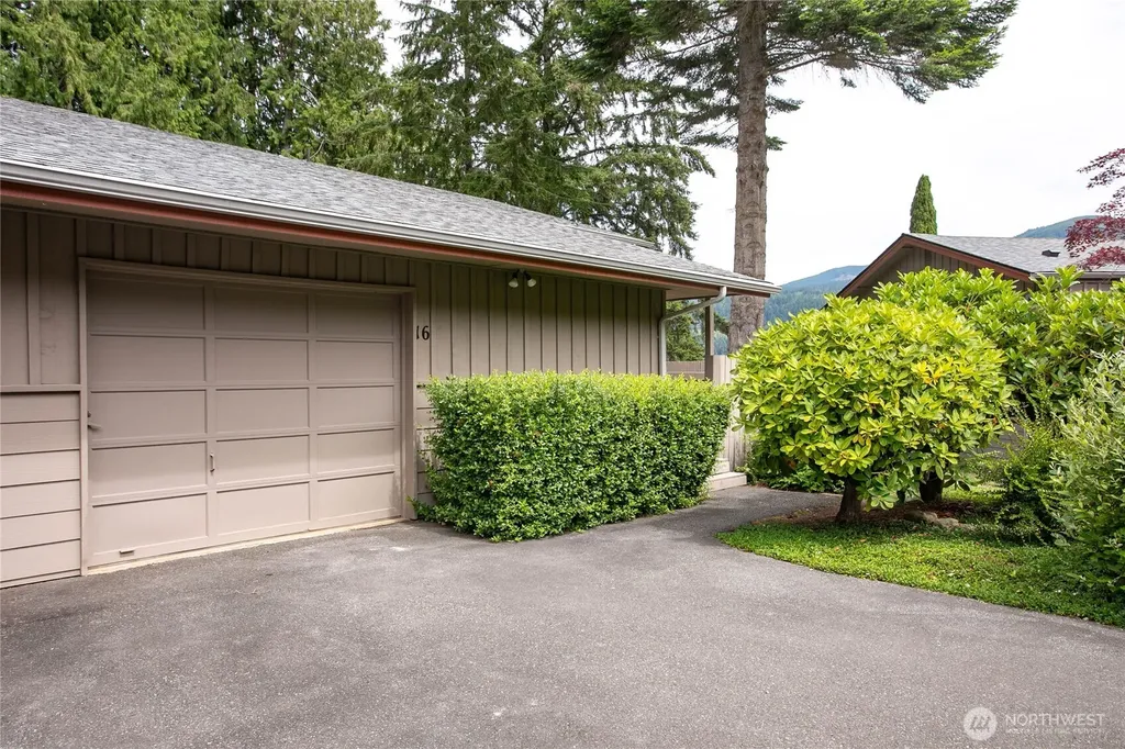 1 Morning Beach Drive Bellingham WA 98229